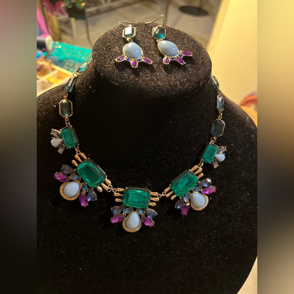 Vintage necklace set